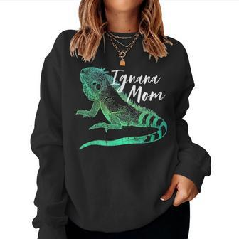 Iguana Mom Reptile Exotic Pet Owner Girl Retro Animal Lover Women Crewneck Graphic Sweatshirt - Seseable