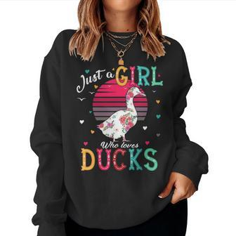 Just A Girl Who Loves Ducks Funny Ducks Lover Gifts Women Crewneck Graphic Sweatshirt - Seseable