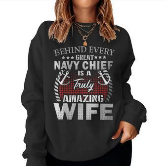 Navy Chief A Truly Amazing Wife Navy Chief Veteran Women Crewneck Graphic Sweatshirt - Seseable