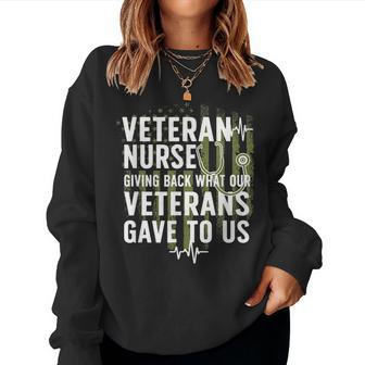 Proud Veteran Nurse Veteran Nursing Women Crewneck Graphic Sweatshirt - Seseable