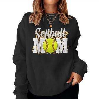 Vinatge Softball Mom Gifts Funny Softball Lovers Mothers Day Women Crewneck Graphic Sweatshirt - Seseable