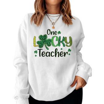Green Leopard Shamrock One Lucky Teacher St Patricks Day Women Crewneck Graphic Sweatshirt - Thegiftio