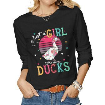 Just A Girl Who Loves Ducks Funny Ducks Lover Gifts Women Graphic Long Sleeve T-shirt - Seseable