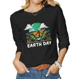 Womens Earth Day Monarch Butterfly Cute Environment Men Women Kids  Women Graphic Long Sleeve T-shirt