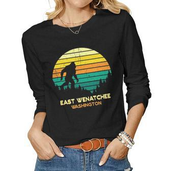 Womens Retro East Wenatchee Washington Big Foot Souvenir Women Graphic Long Sleeve T-shirt - Seseable