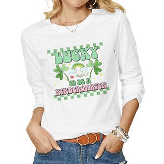 Lucky To Be A Kindergarten Teacher Groovy St Patricks Day Women Graphic Long Sleeve T-shirt - Seseable