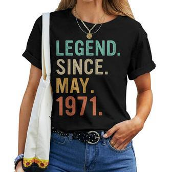 52 Year Old Awesome Since May 1971 52Nd Birthday Men Women Women T-shirt - Seseable
