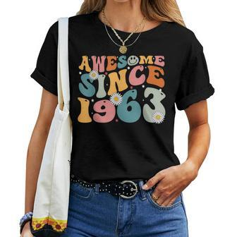 Awesome Since 1963 60Th Birthday Retro Gifts Born In 1963 Women T-shirt - Seseable