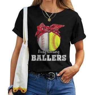Busy Raising Ballers Softball Baseball Baseball Mom Women T-shirt