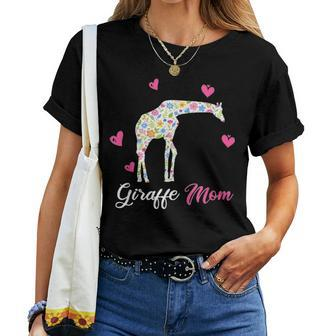 Giraffe Mom Funny Animal Gift For Mothers Day Women T-shirt - Seseable