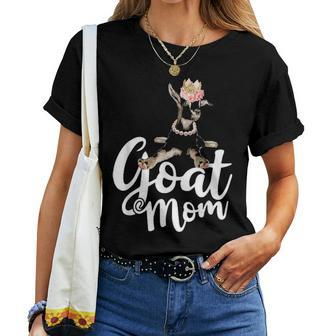 Goat Mom Funny Goat Lover Or Goat Farmer Cute Art Women T-shirt - Seseable