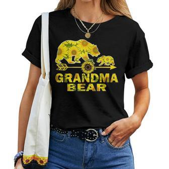 Grandma Bear Sunflower Funny Mother Father Gift Women T-shirt - Seseable