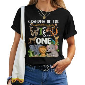 Grandma Of The Wild One Zoo Theme Birthday Safari Jungle Women T-shirt | Mazezy