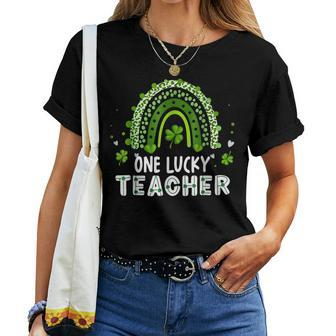 One Lucky Teacher Leopard Rainbow Lucky St Patricks Day Women T-shirt - Seseable