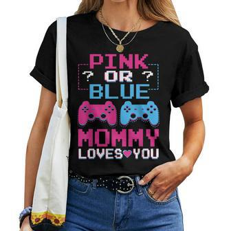 Pink Or Blue Gender Reveal Video Game Dad Gamer Mommy Baby Women T-shirt | Mazezy