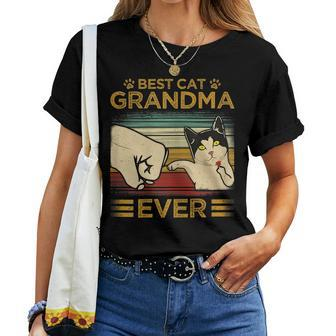 Retro Vintage Best Cat Grandma Ever Fist Bump Mothers Day Women T-shirt - Seseable