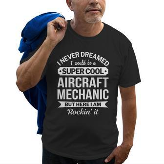 Aircraft Mechanic Gift Funny Old Men T-shirt | Mazezy