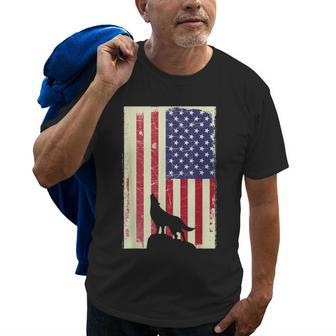 American Wolf Hunter Patriotic  For Dad Fathers Day Gift For Mens Old Men T-shirt