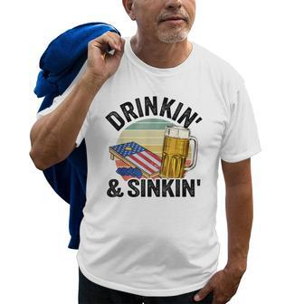 Drinkin & Sinkin Vintage American Flag Grandpa Cornhole Old Men T-shirt