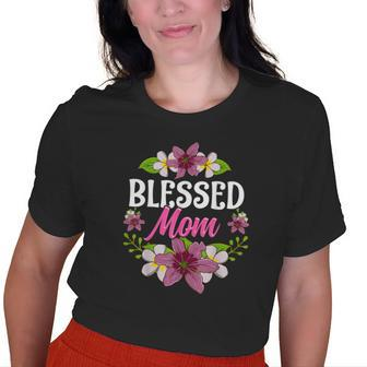 Blessed Mom Thanksgiving Christmas Cute Floral Old Women T-shirt | Mazezy