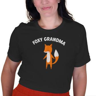 Foxy Grandma Fox Pun Joke Old Women T-shirt | Mazezy