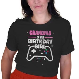Grandma Of The Birthday Girl Matching Video Gamer Birthday Old Women T-shirt | Mazezy