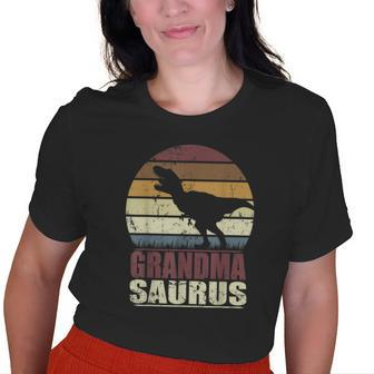 Grandmasaurus Grandmother Dino Family Grandma Dinosaur Old Women T-shirt | Mazezy
