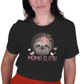 Mama Sloth Flowers Mom Grandma Sloth Old Women T-shirt | Mazezy