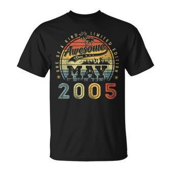 18 Year Old Awesome Since May 2005 18Th Birthday T-shirt - Thegiftio UK