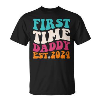 Mens First Time Daddy New Dad Est 2024 Fathers Day Dad Baby Kids   Unisex T-Shirt