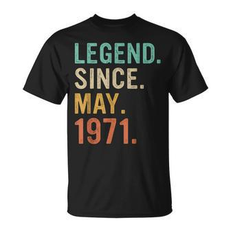 52 Year Old Awesome Since May 1971 52Nd Birthday Men Women Unisex T-Shirt - Seseable