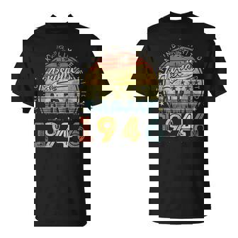 Awesome Since April 1946 77 Years Old Gifts 77Th Birthday Unisex T-Shirt | Mazezy