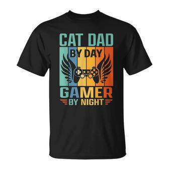 Cat Daddy By Day Gamer By Night Cat Lover Gaming T-Shirt - Seseable