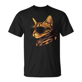 Dad Mom Cat Sunglasses Bengal Cat Unisex T-Shirt | Mazezy