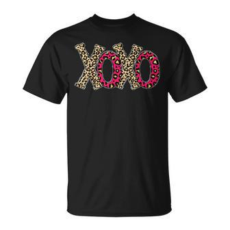 Hugs And Kisses Happy Valentines Day Xoxo Retro Leopard T-Shirt - Seseable