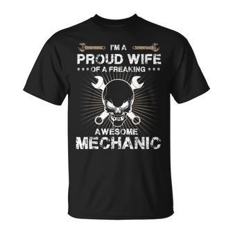 Im A Proud Wife Awesome Mechanic Mechanic Unisex T-Shirt | Mazezy