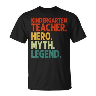 Kindergarten Lehrer Held Mythos Legende Vintage Lehrertag T-Shirt - Seseable