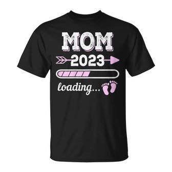 Mom 2023 Expectant Mother 2023 Pregnancy Announcement Gift For Womens Unisex T-Shirt | Mazezy UK