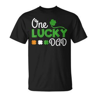 One Lucky Dad St Patricks Day Pregnancy Announcemen T-Shirt - Seseable