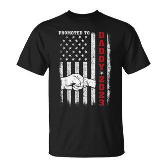Patriotic Mens Promoted To Daddy Est 2023 First Time Dad V2 T-Shirt - Seseable