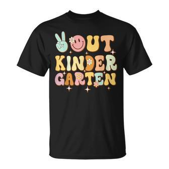 Peace Out Kindergarten Graduation Kid Boy Girl Class Of 2023 Unisex T-Shirt | Mazezy