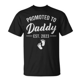 Mens Promoted To Daddy Est 2023 For First Time Dad Men T-Shirt - Seseable