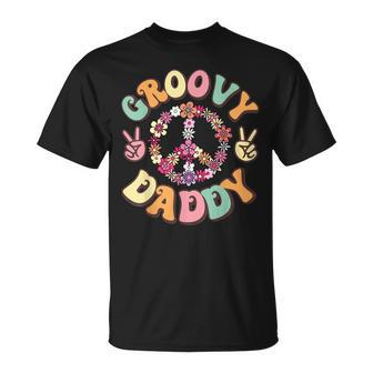 Retro Groovy Daddy And Vintage Family Retro Dad Birthday V2 T-Shirt - Seseable