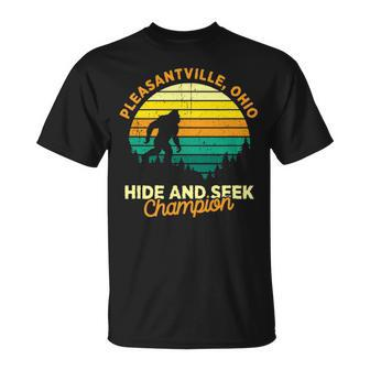 Retro Pleasantville Ohio Big Foot Souvenir Unisex T-Shirt - Seseable