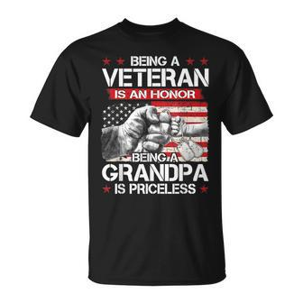 Us Army Veterans Being Veteran Grandpa Fathers Day Dad Men Gift For Mens Unisex T-Shirt
