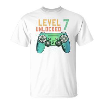 Kids Level 7 Unlocked 7Th Birthday Gamer Gifts 7 Year Old Boys Unisex T-Shirt | Mazezy