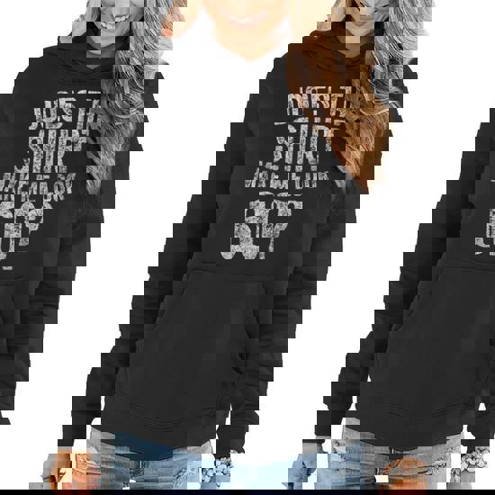 Does This Shirt Make Me Look 60 T-Shirt 60th Birthday Gift Does This Shirt Make Me Look 60 T-Shirt 60th Birthday Gift