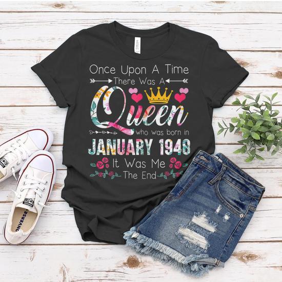 Women's 75 Years Birthday Girls 75th Birthday Queen January 1948 Women T-Shirt - Side View