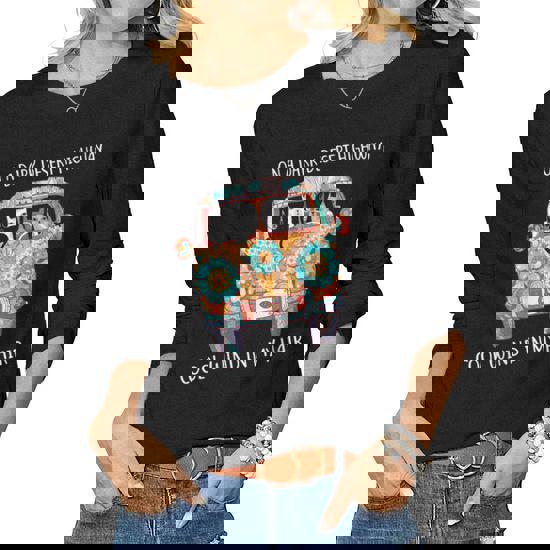 On A Dark Desert Highway Cool Wind In My Hair Cats T-Shirt On A Dark Desert Highway Cool Wind In My Hair Cats T-Shirt