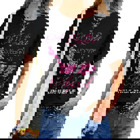 April Birthday Girl Living My Best Life T Shirt For Women